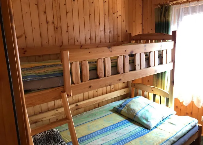 Letniskowe Ястарня